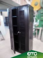 GABINETE PUERTAS DE REJILLA